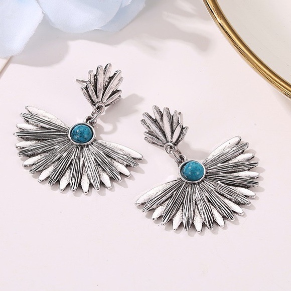 🔸2 for $15🔸Earrings - Picture 3 of 5